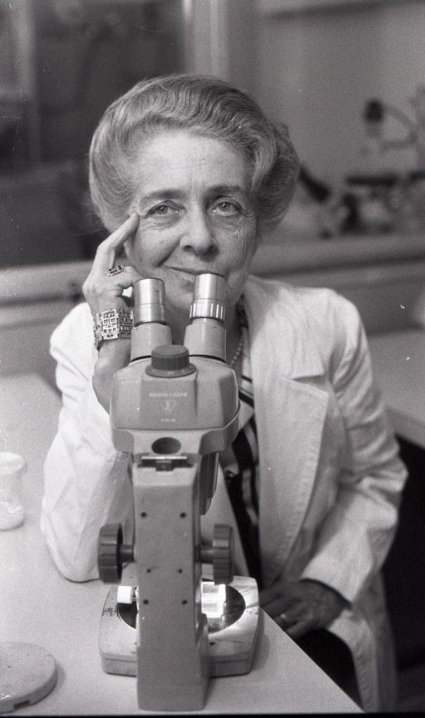 1986-Rita-Levi-Montalcini-premio-Nobel-per-la-medicina